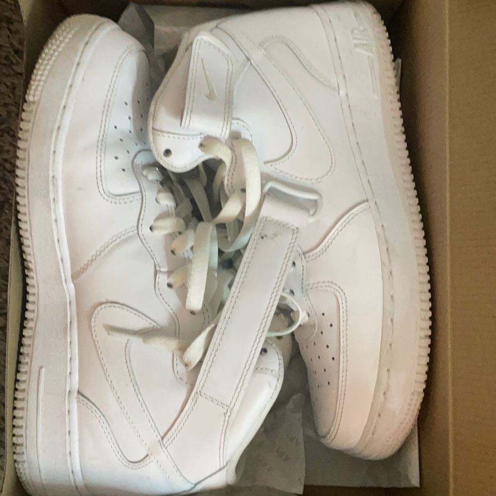 Air Force Ones - White